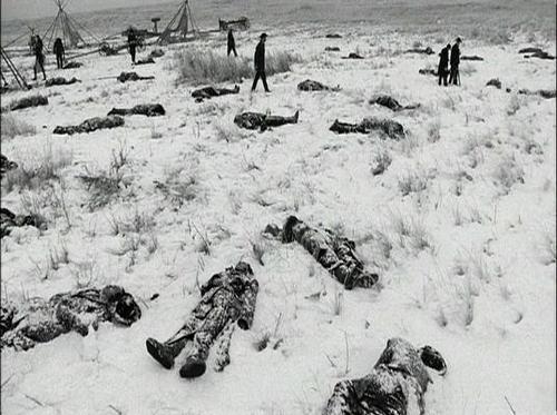 http://culturesmith.com/files/Wounded_Knee_Dec_28_1890+image-large-68890.jpg